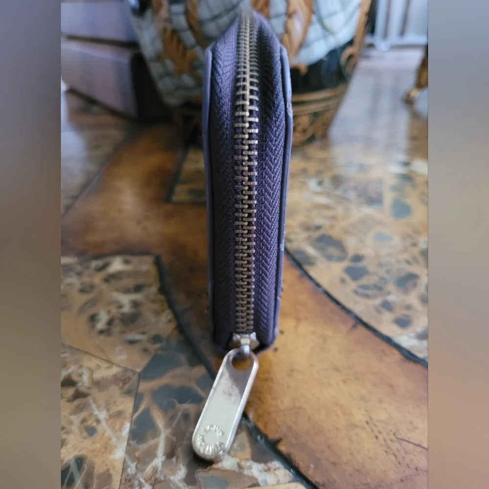 Louis Vuitton Monogram Wallet - Picture 3 of 6